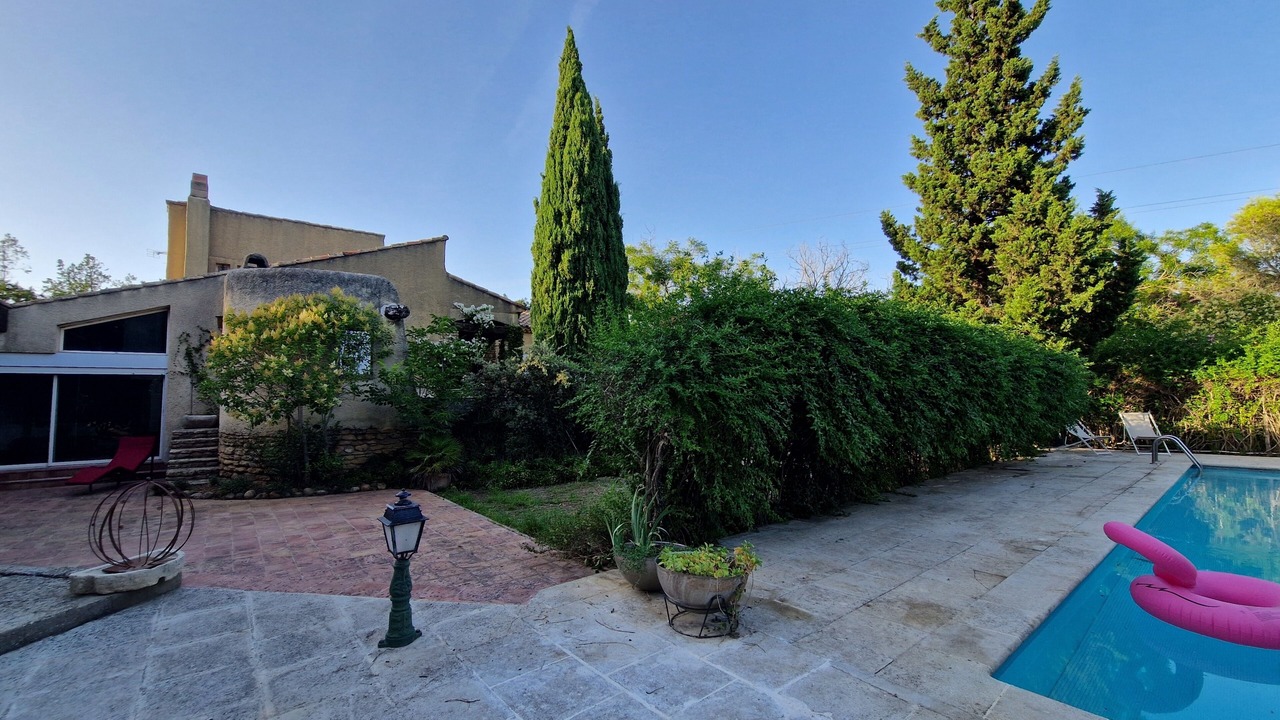 Photo of Outdoor in Saint-Martin-de-Crau