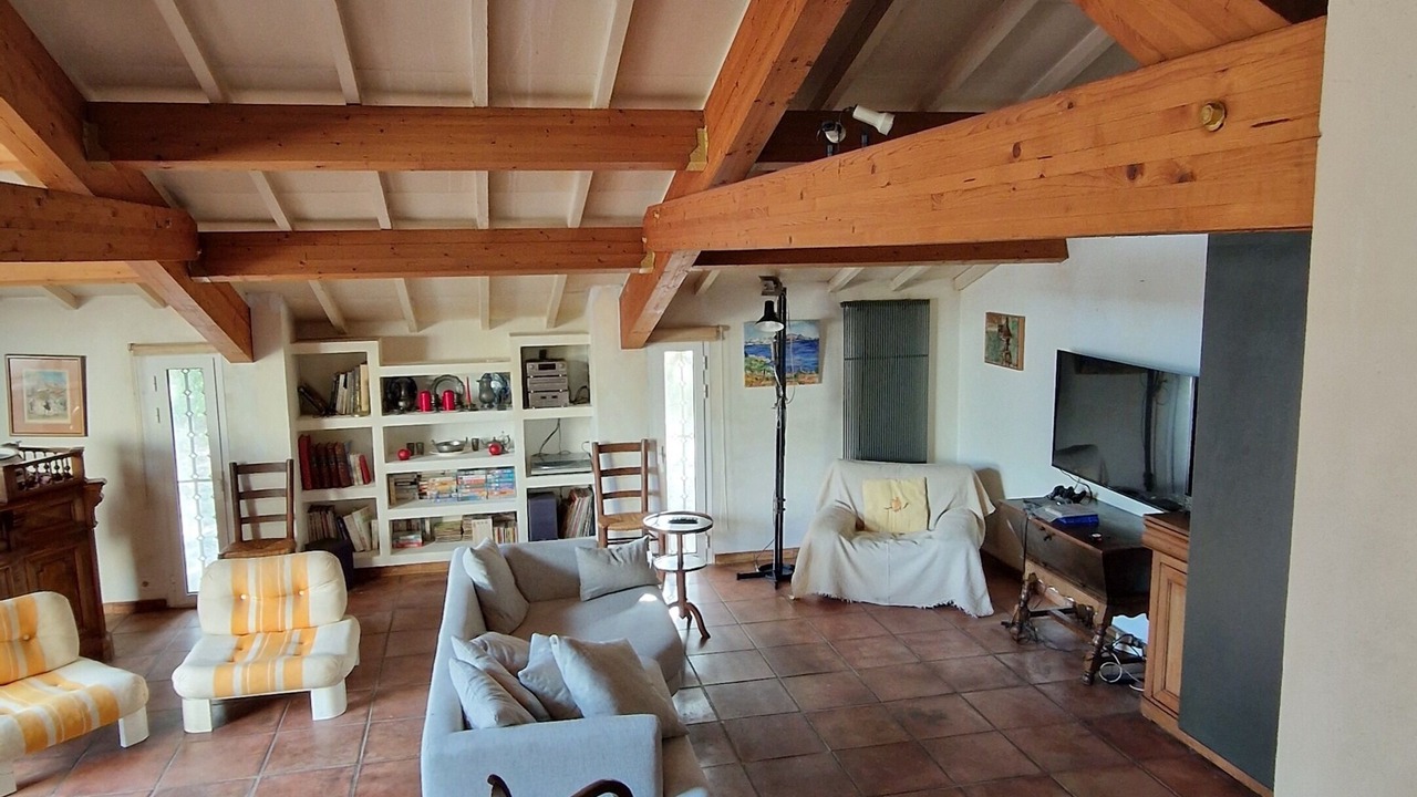 Photo of Livingroom in Saint-Martin-de-Crau