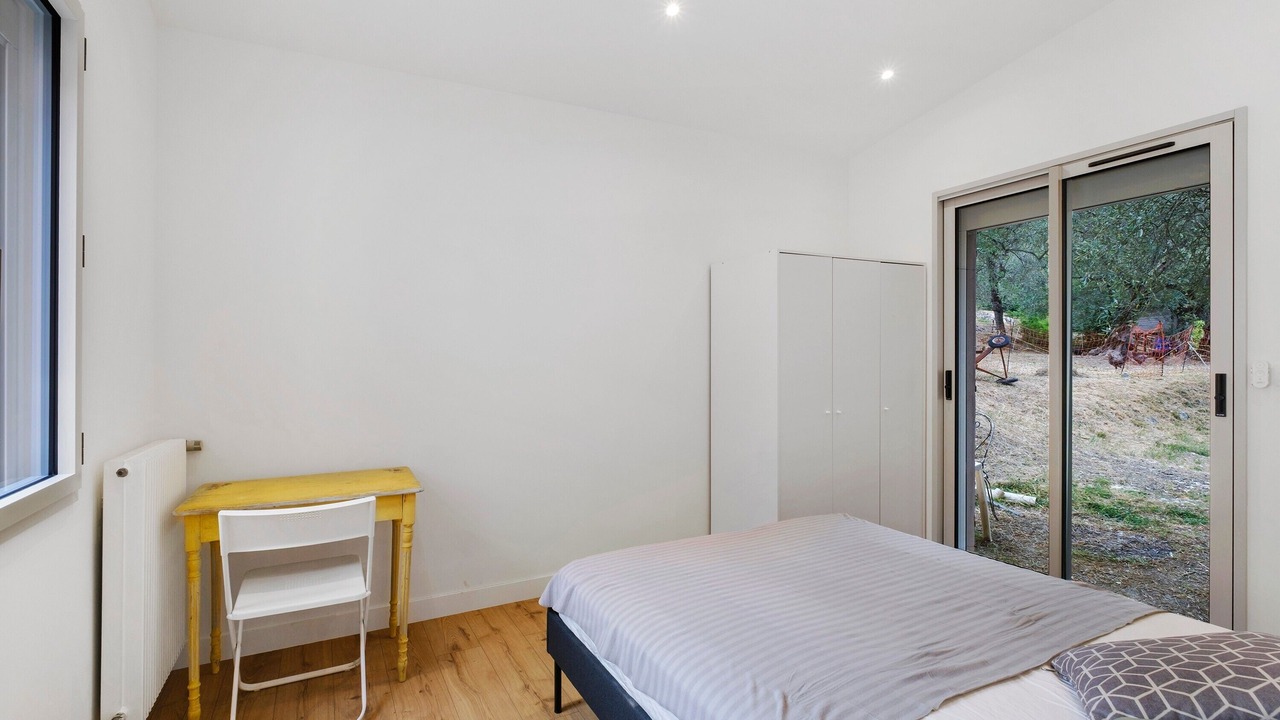 Photo of Bedroom in Drap