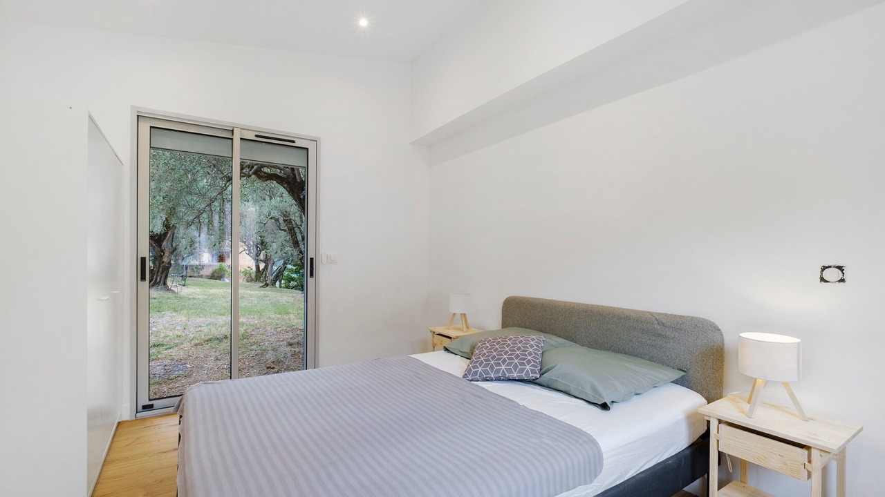 Photo of Bedroom in Drap
