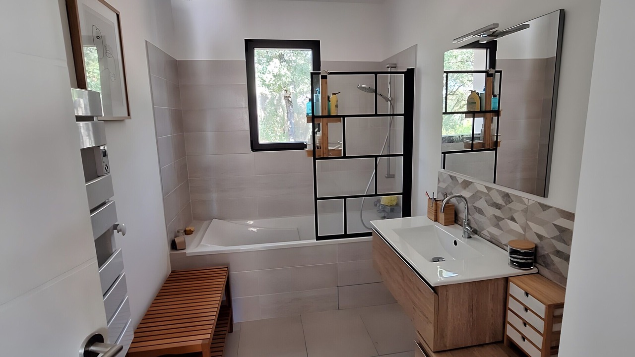 Photo of Bathroom in Favas