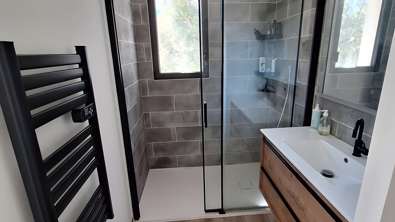 Photo of Bathroom in Favas