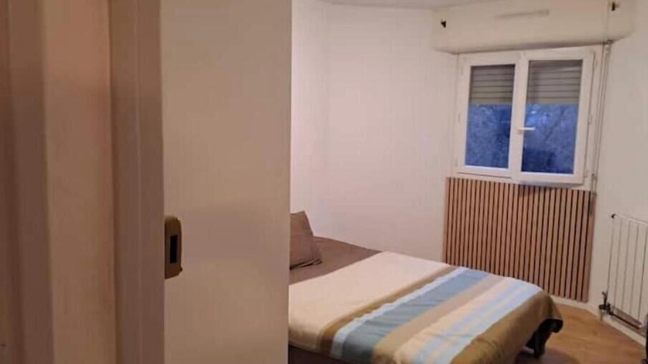 Photo of Bedroom in Antigone