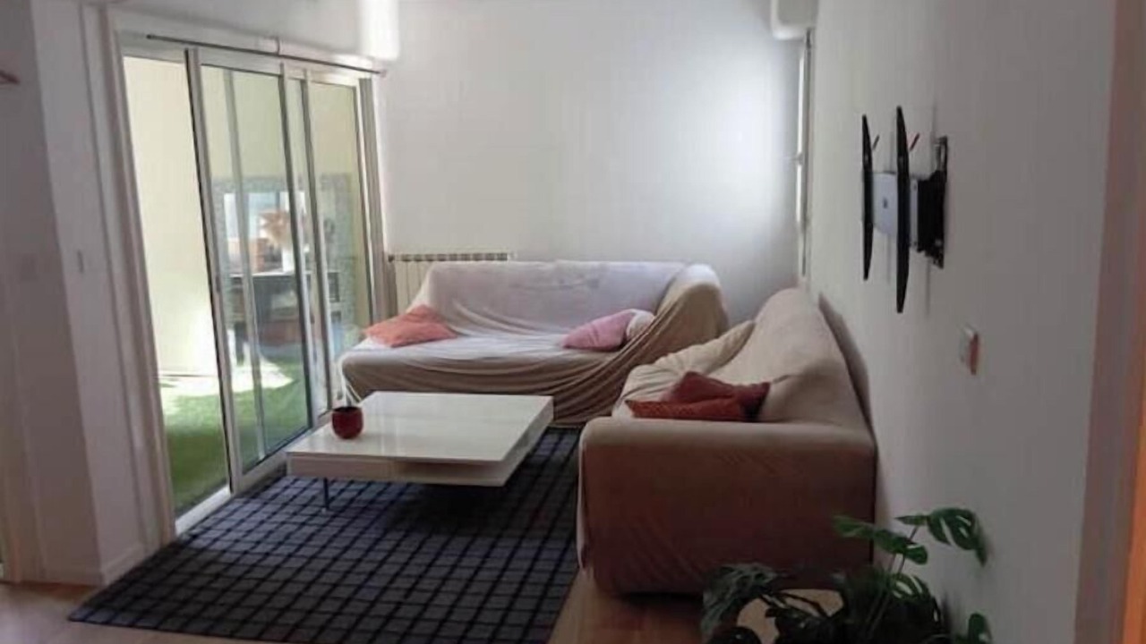 Photo of Livingroom in Antigone