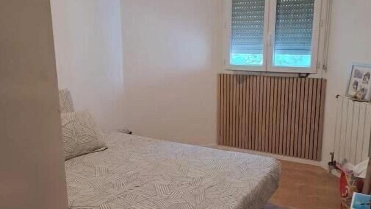 Photo of Bedroom in Antigone