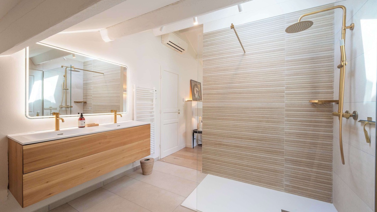 Photo of Bathroom in St.-Remy-de-Provence