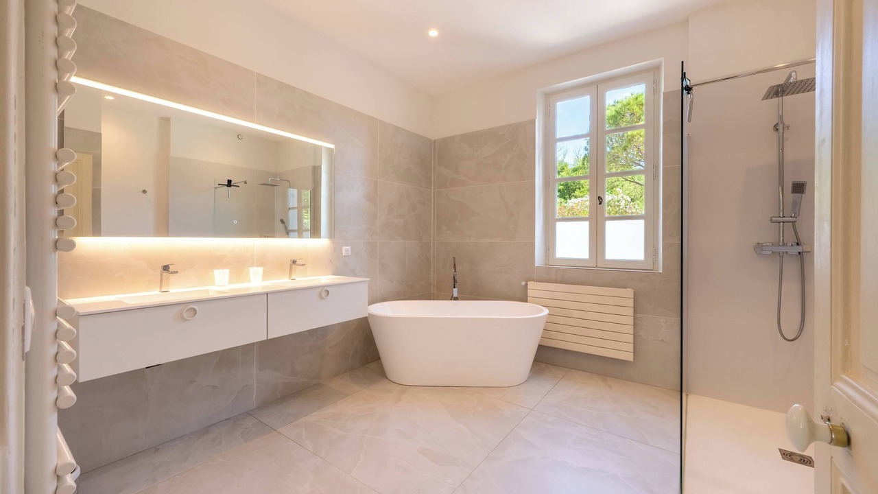 Photo of Bathroom in St.-Remy-de-Provence