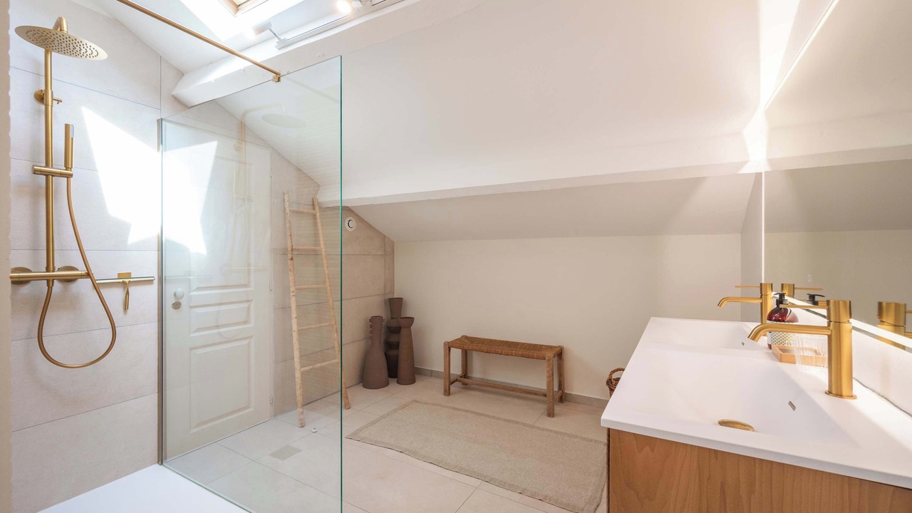 Photo of Bathroom in St.-Remy-de-Provence