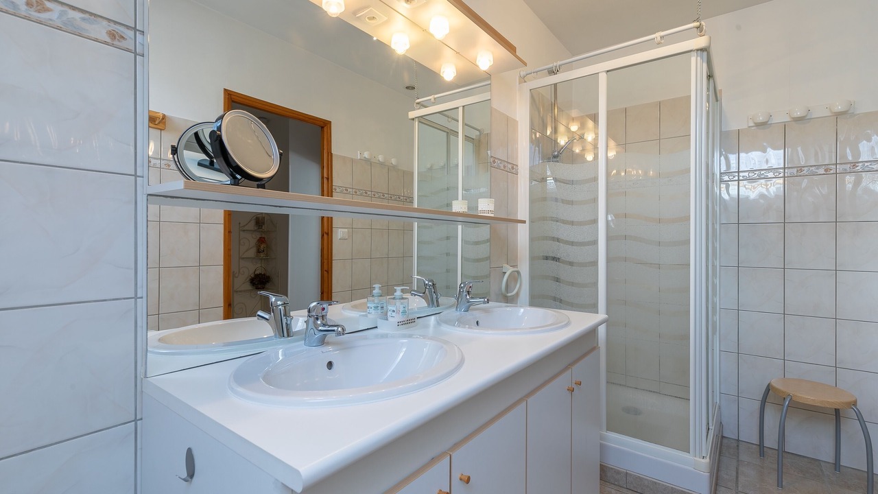 Photo of Bathroom in Montclar