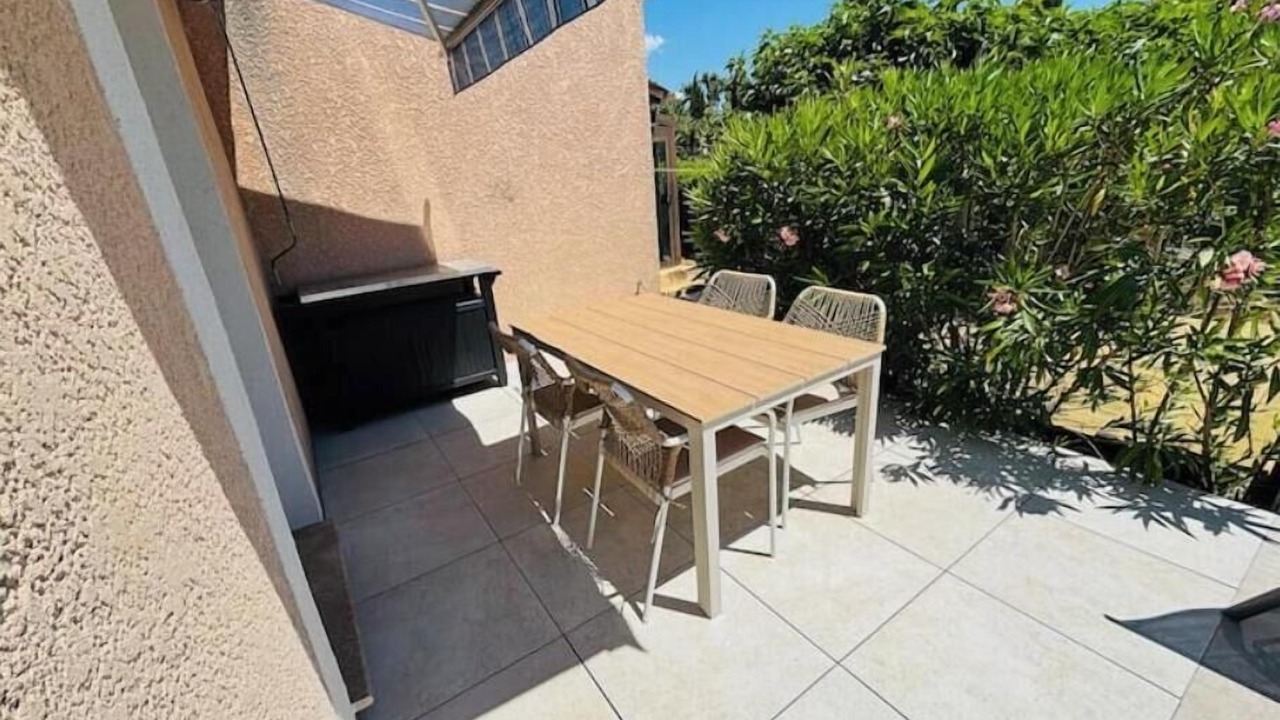 Photo of Outdoor in Aups