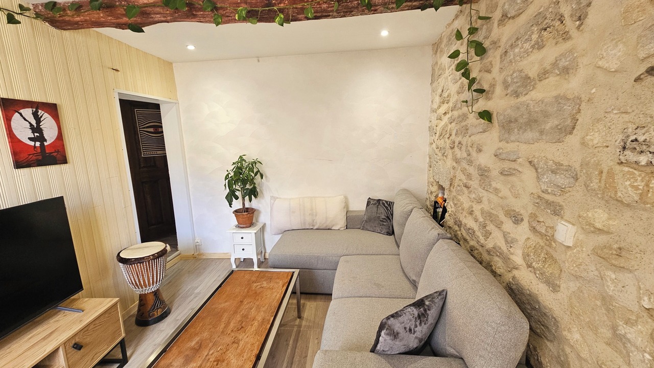 Photo of Livingroom in Auribeau