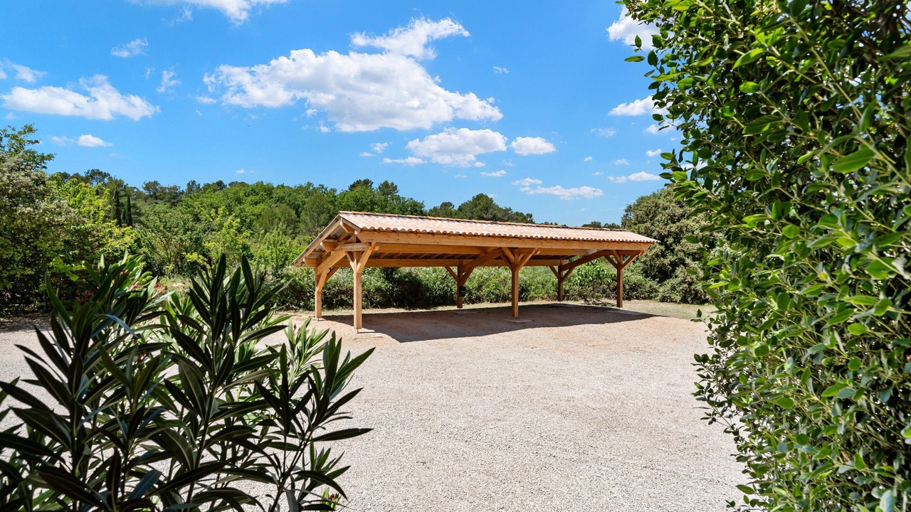 Photo of Outdoor in Saint-Maximin-la-Sainte-Baume