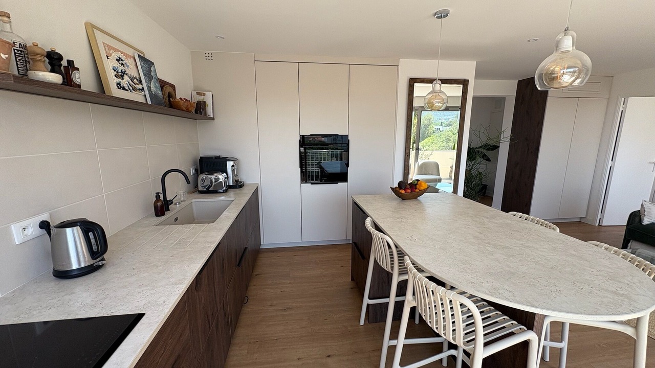 Photo of Kitchen in 8th Arrondissement