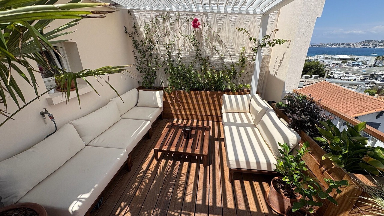 Photo of Outdoor in 8th Arrondissement