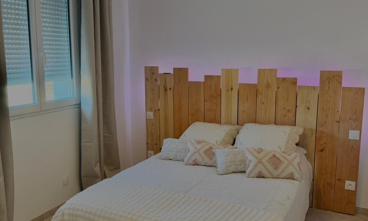 Photo of Bedroom in Pelissanne