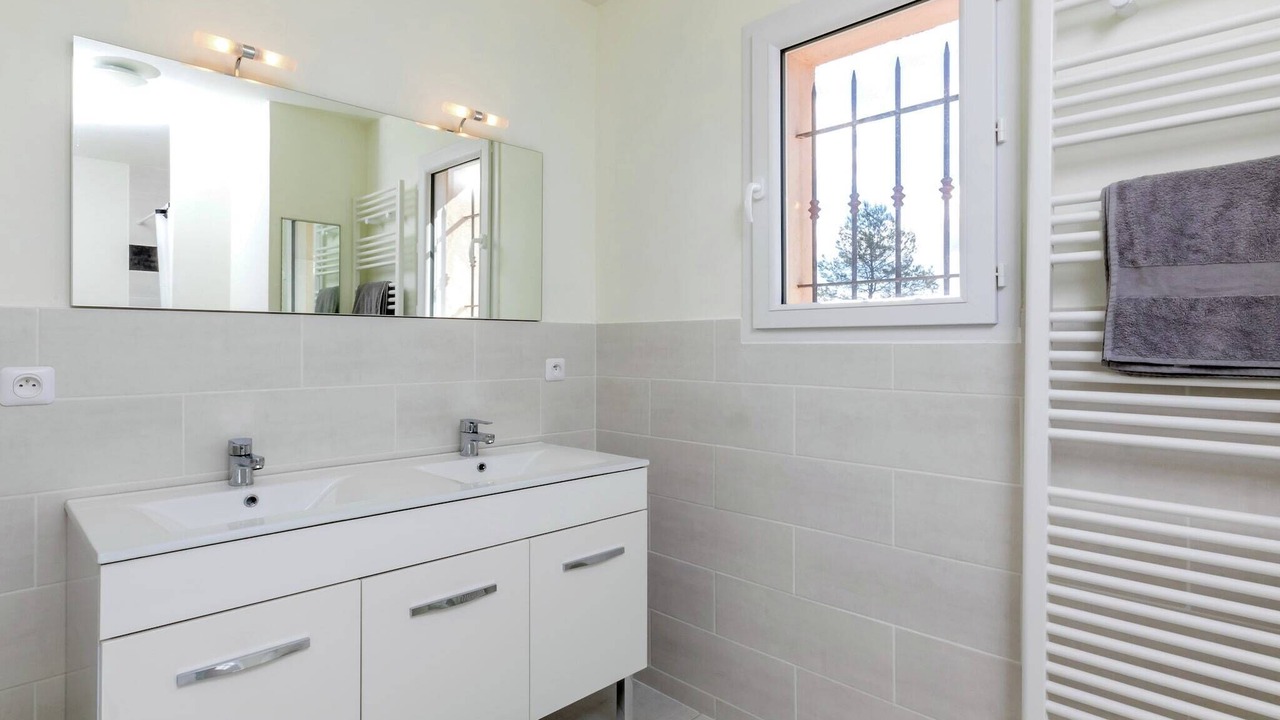 Photo of Bathroom in Tourrettes