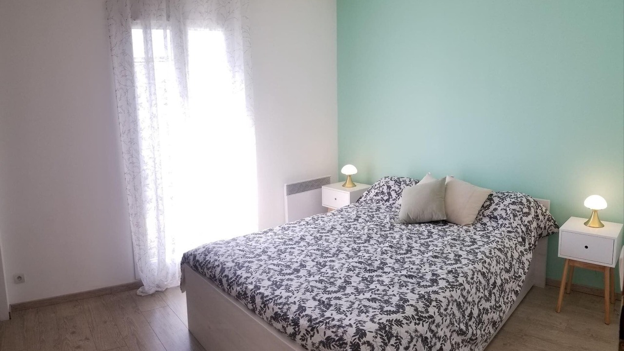 Photo of Bedroom in Bedarrides