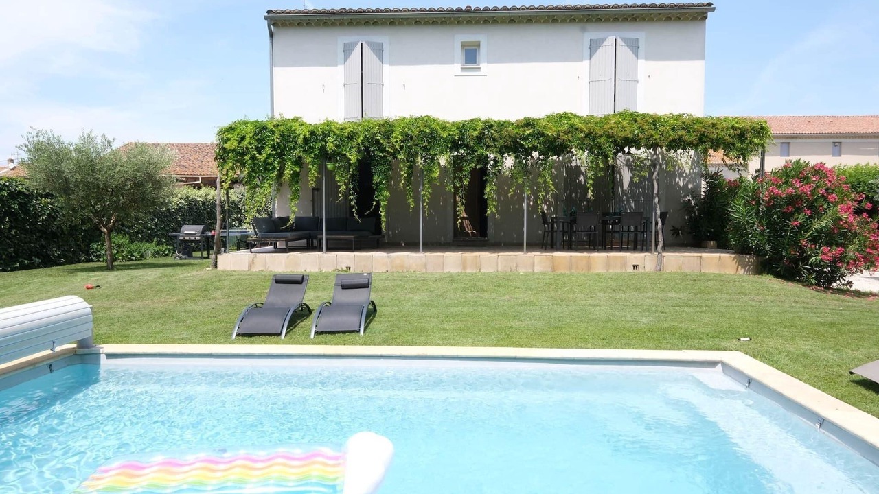 Photo of Outdoor in Bedarrides