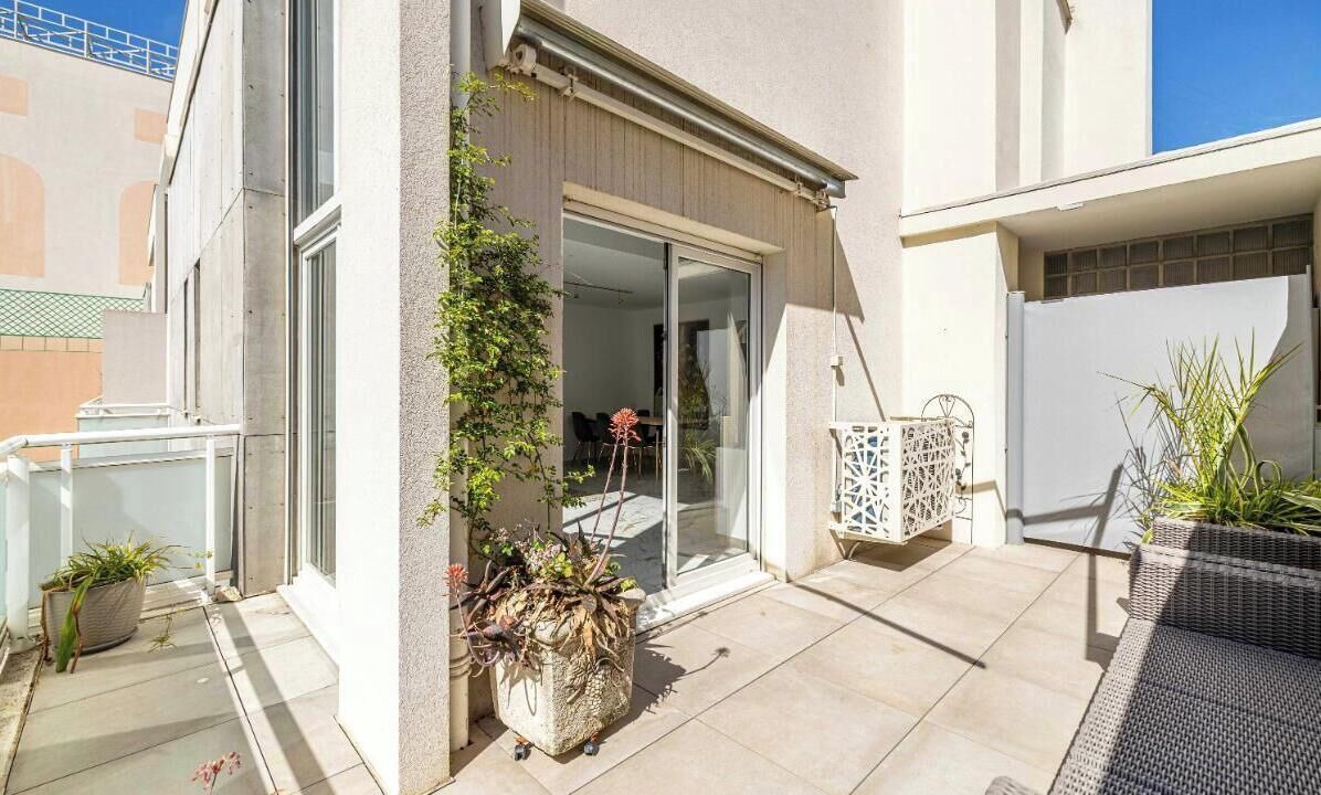 Photo of Patio Balcony in Prado - Republique
