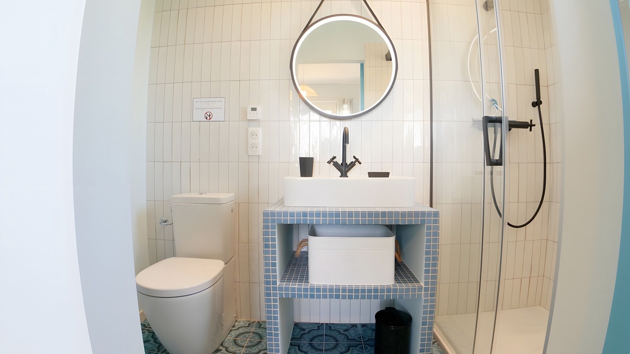 Photo of Bathroom in Speracedes