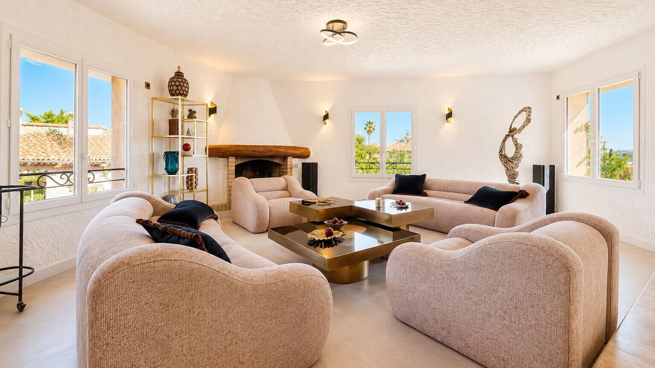 Photo of Livingroom in Les Termes