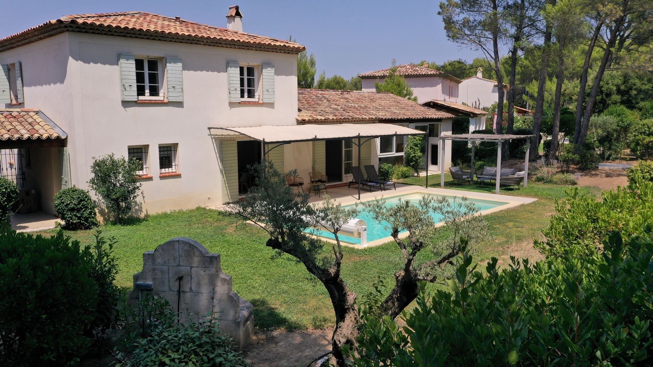 Photo of Outdoor in Pont Royal
