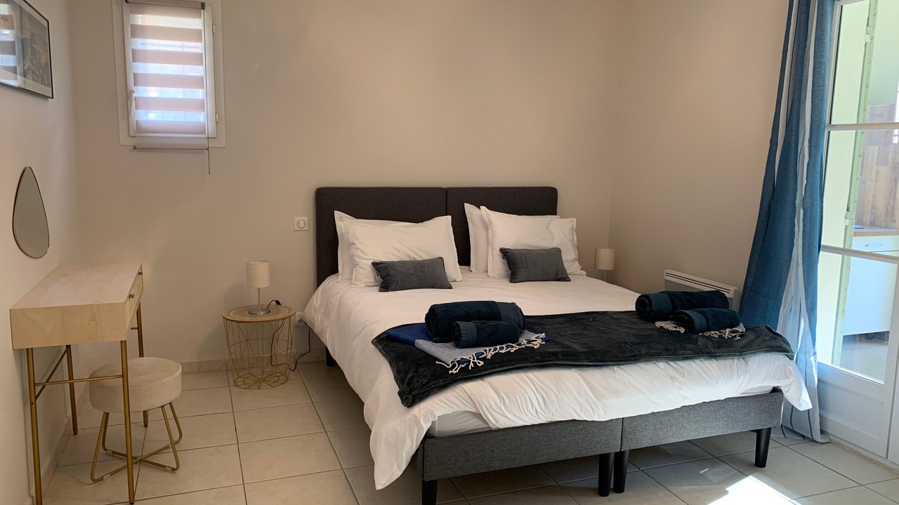 Photo of Bedroom in Pont Royal