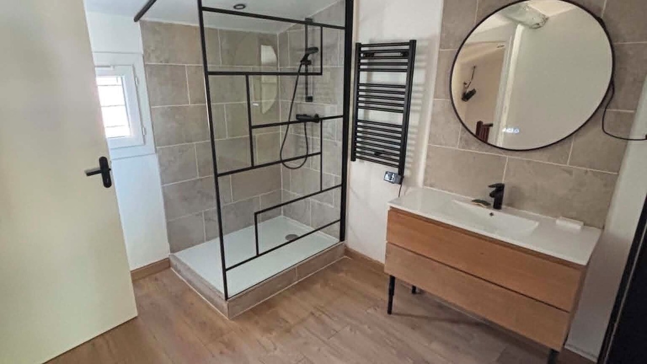 Photo of Bathroom in Rognac