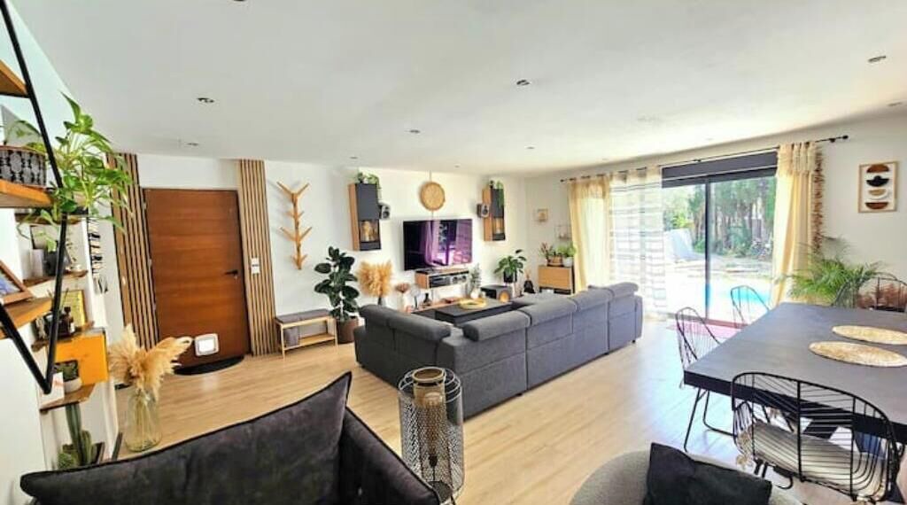Photo of Livingroom in Croix-d'Argent