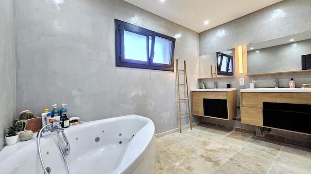 Photo of Bathroom in Croix-d'Argent