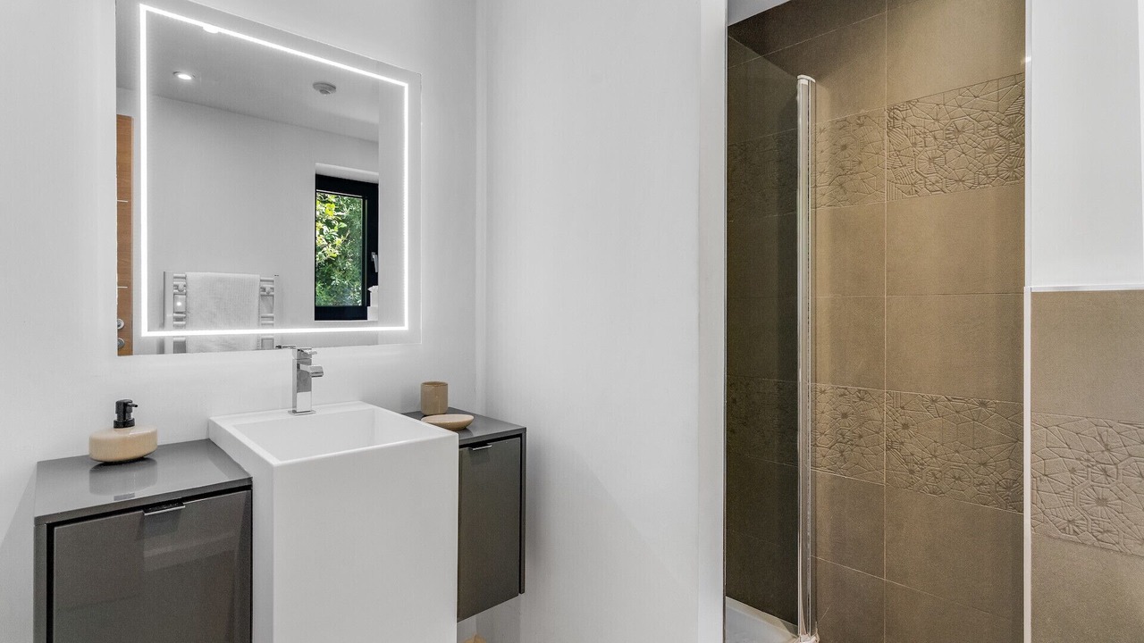 Photo of Bathroom in Saint-Aygulf