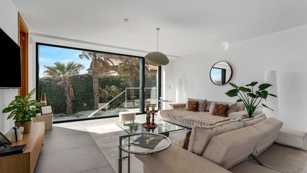 Photo of Livingroom in Saint-Aygulf