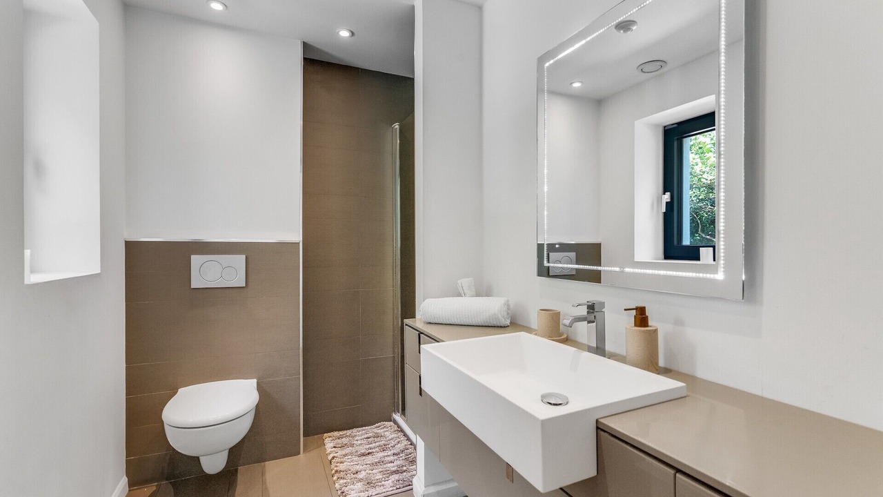 Photo of Bathroom in Saint-Aygulf
