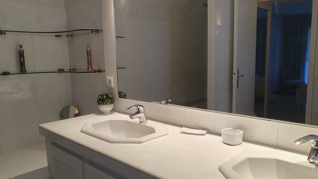 Photo of Bathroom in Les Mees