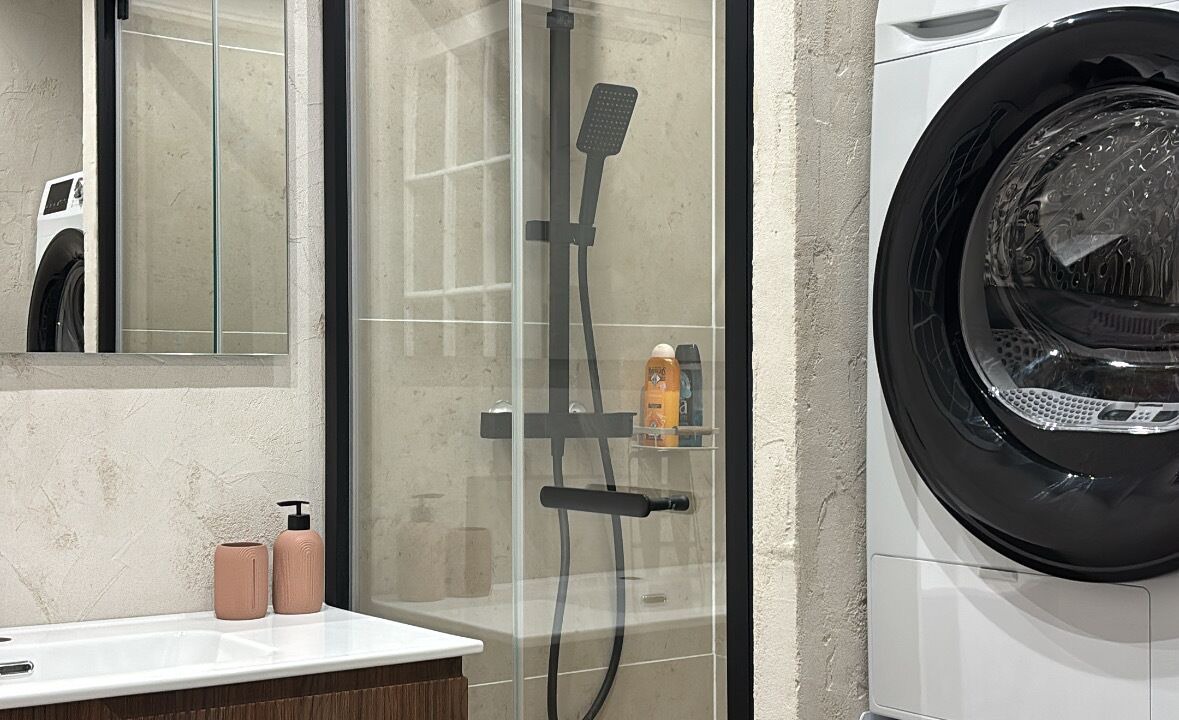 Photo of Bathroom in Liberation