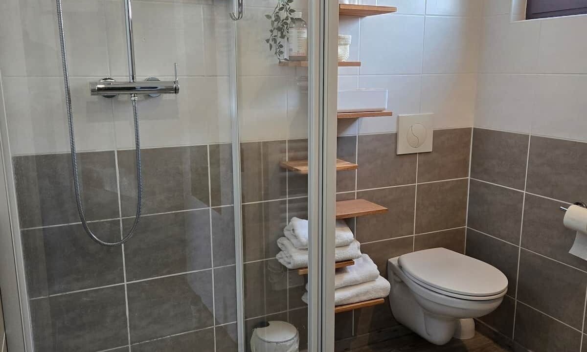 Photo of Bathroom in Eguilles