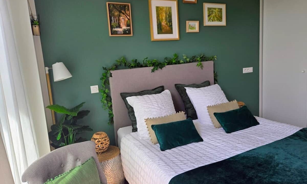 Photo of Bedroom in Eguilles
