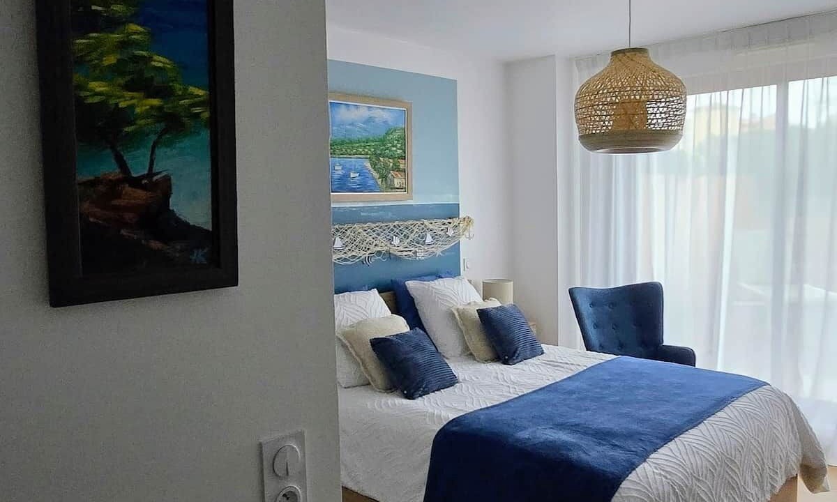 Photo of Bedroom in Eguilles