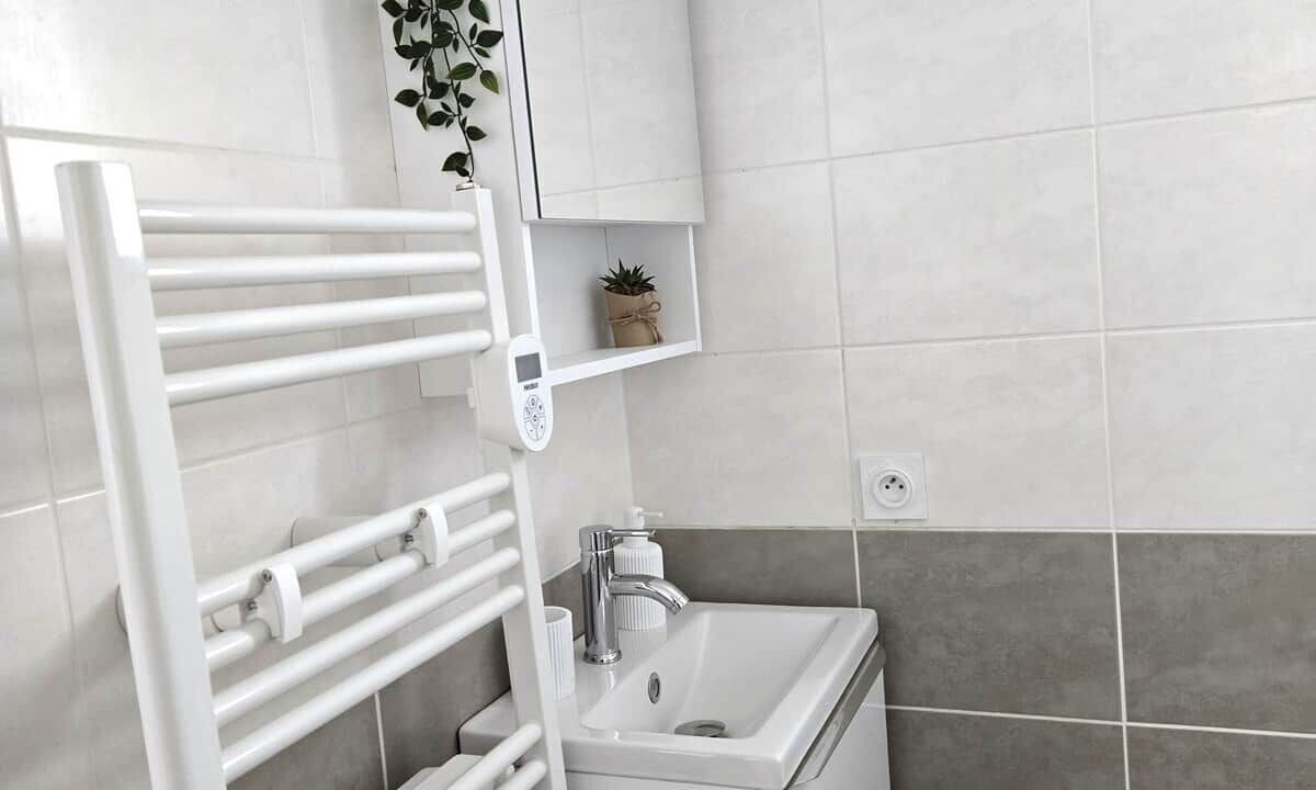 Photo of Bathroom in Eguilles