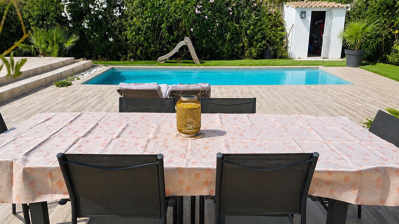 Photo of Outdoor in Ensues-la-Redonne