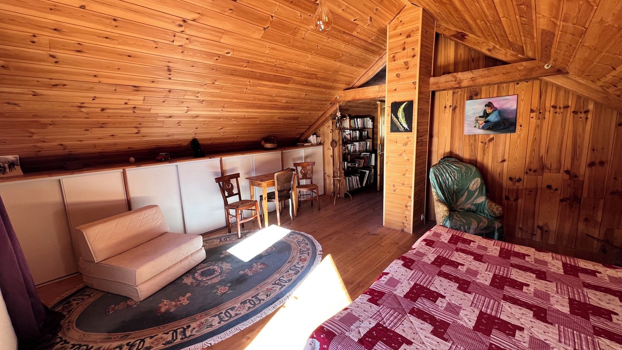 Photo of Bedroom in Molines-en-Queyras