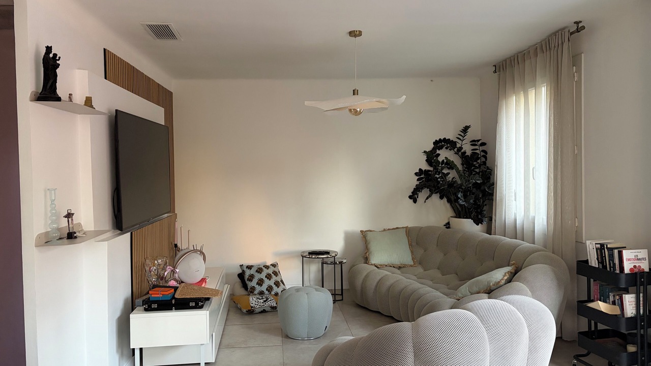 Photo of Livingroom in Saint-Julien