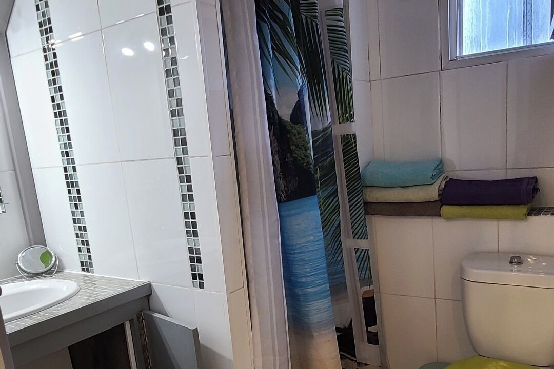 Photo of Bathroom in Bellegarde