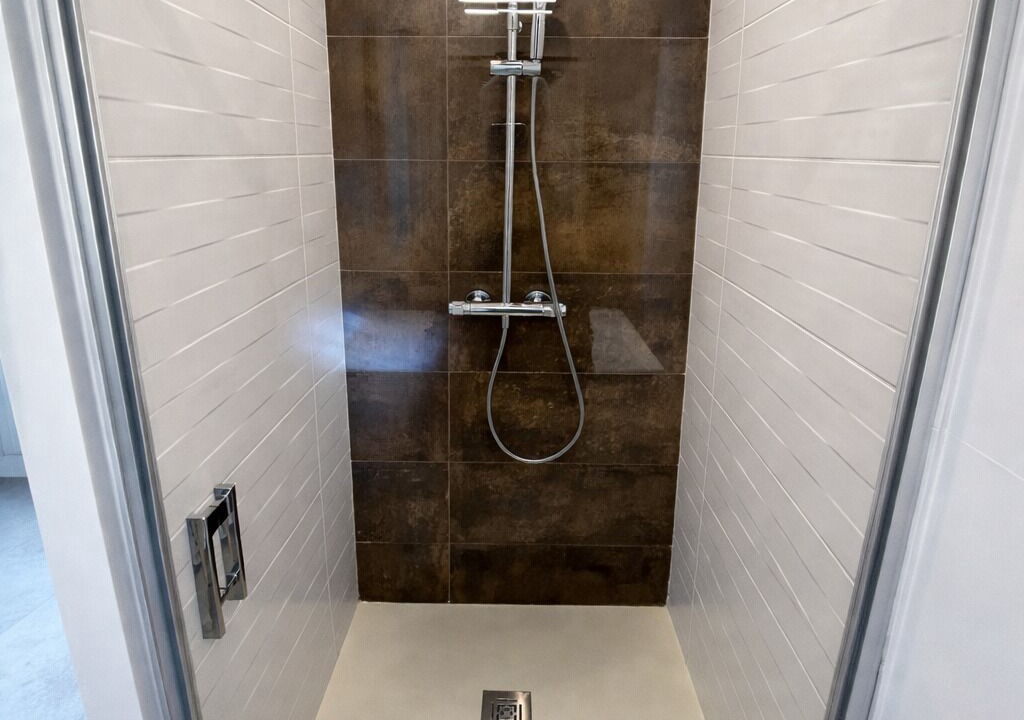 Photo of Bathroom in Florensac