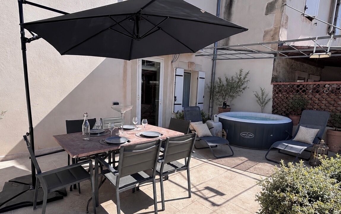 Photo of Outdoor in Mouries