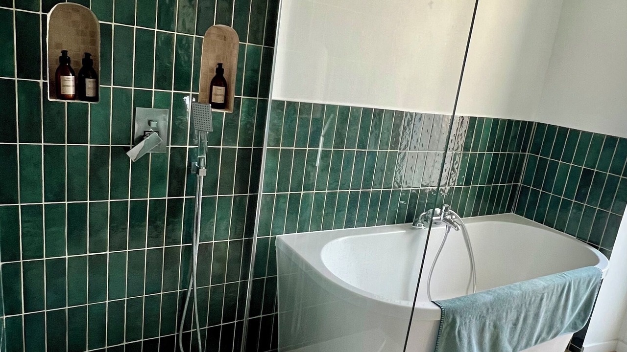 Photo of Bathroom in Saint-Lambert