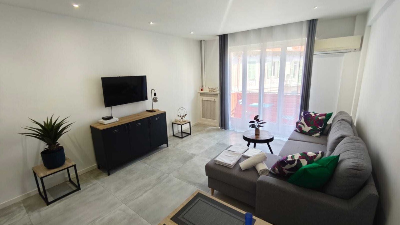 Photo of Livingroom in Liberation
