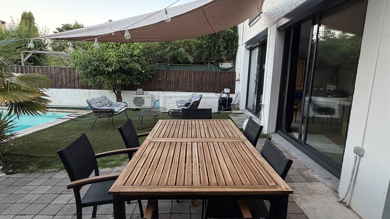 Photo of Outdoor in Le Cres