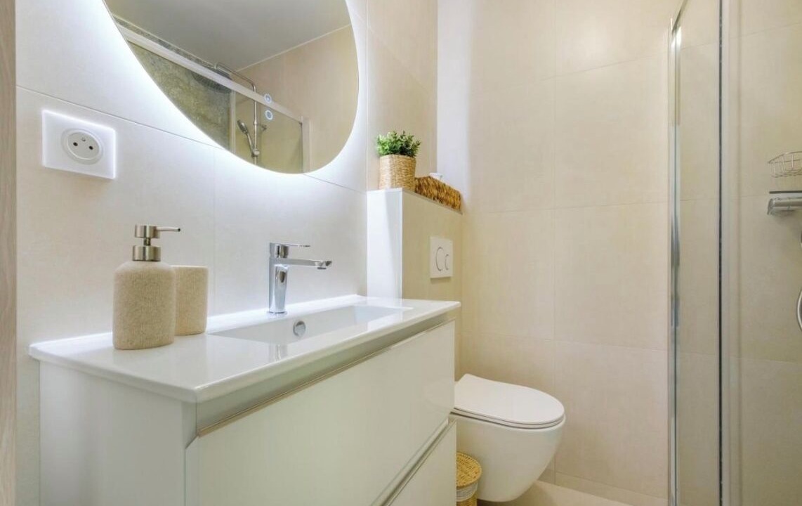 Photo of Bathroom in Espero-Pax