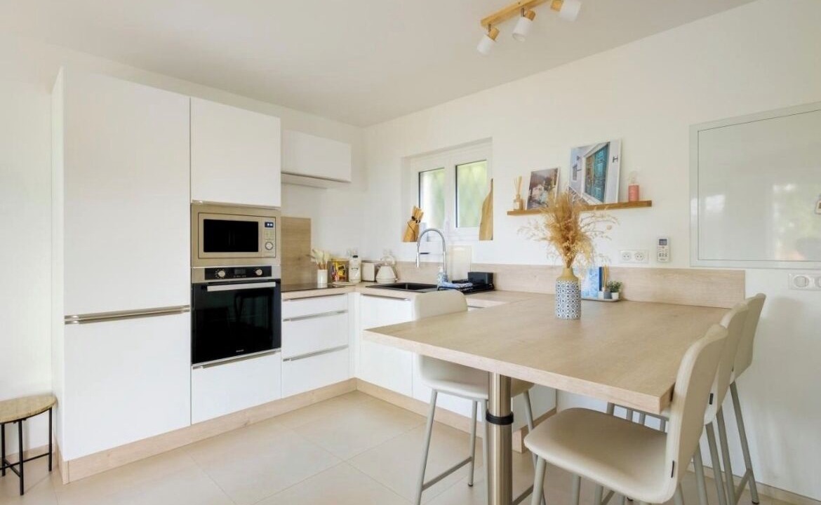 Photo of Kitchen in Espero-Pax
